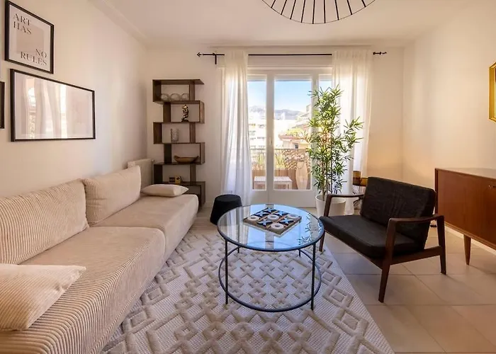06B - Beautiful 2 Rooms With Terrace Sea View